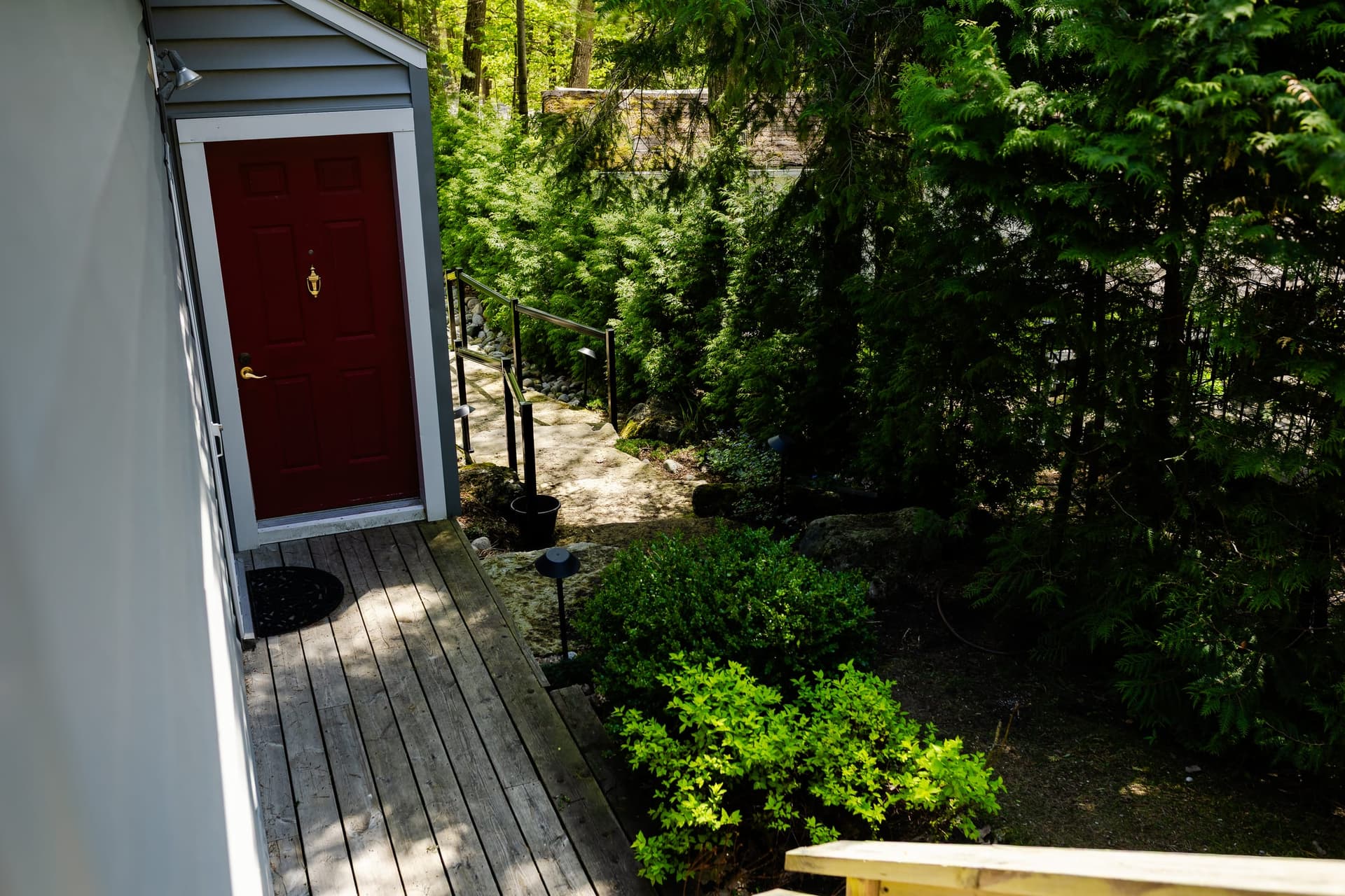Stuart Thomas Construction — armour stone and retaining wall project in South Georgian Bay — Stc 135