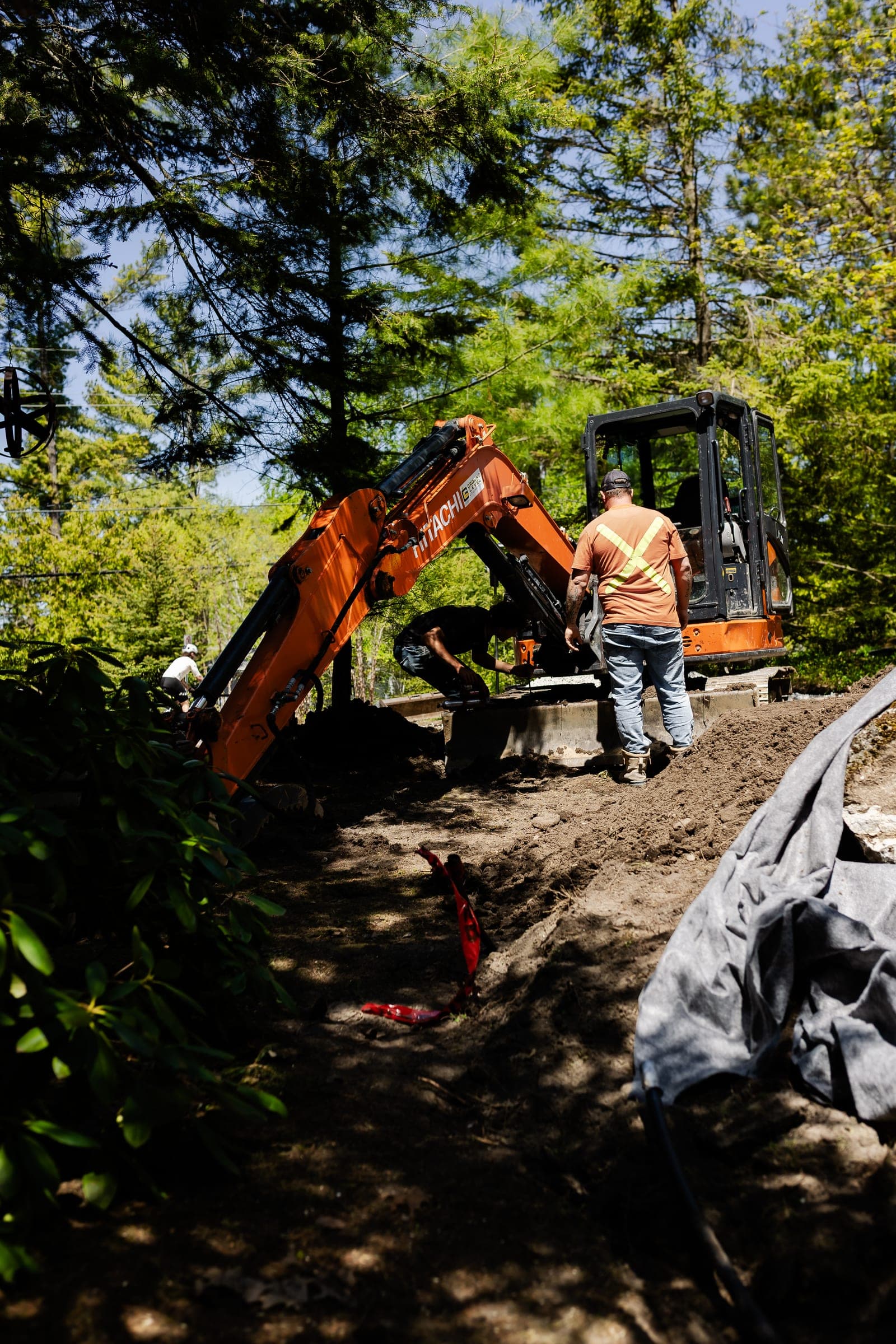 Stuart Thomas Construction — excavation and grading in South Georgian Bay — Stc 201