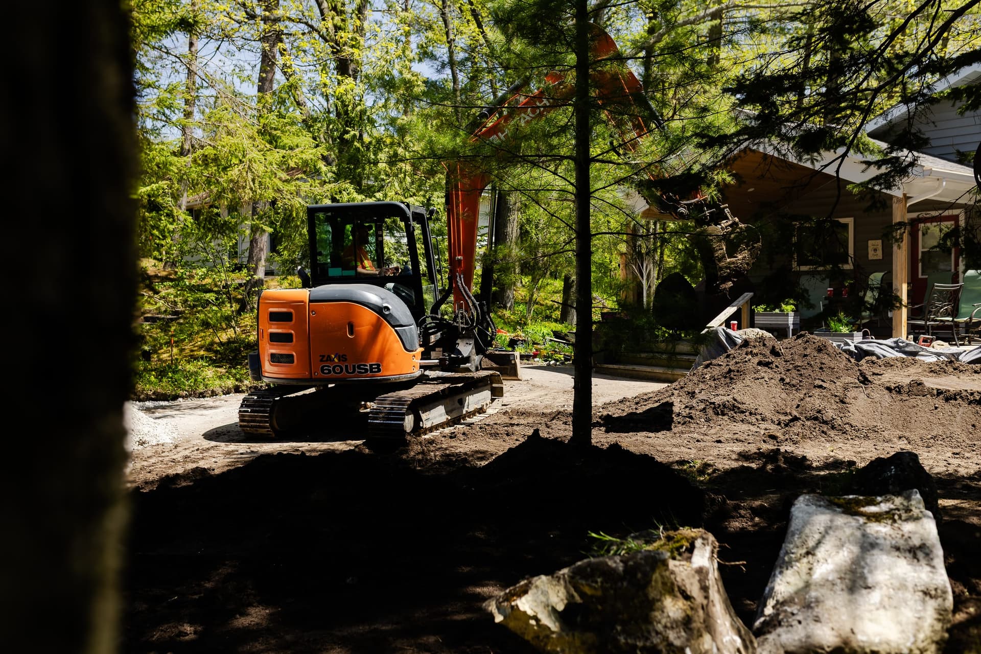 Stuart Thomas Construction — armour stone and retaining wall project in South Georgian Bay — Stc 230