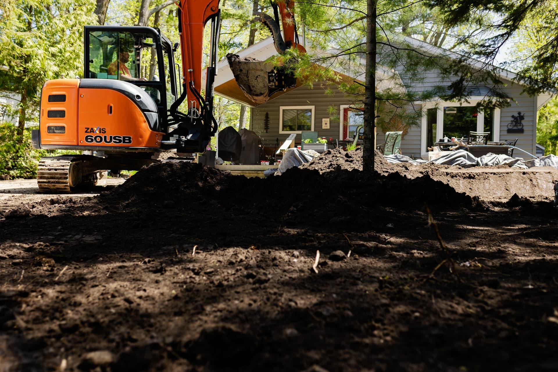 Stuart Thomas Construction — excavation and grading in South Georgian Bay — Stc 241