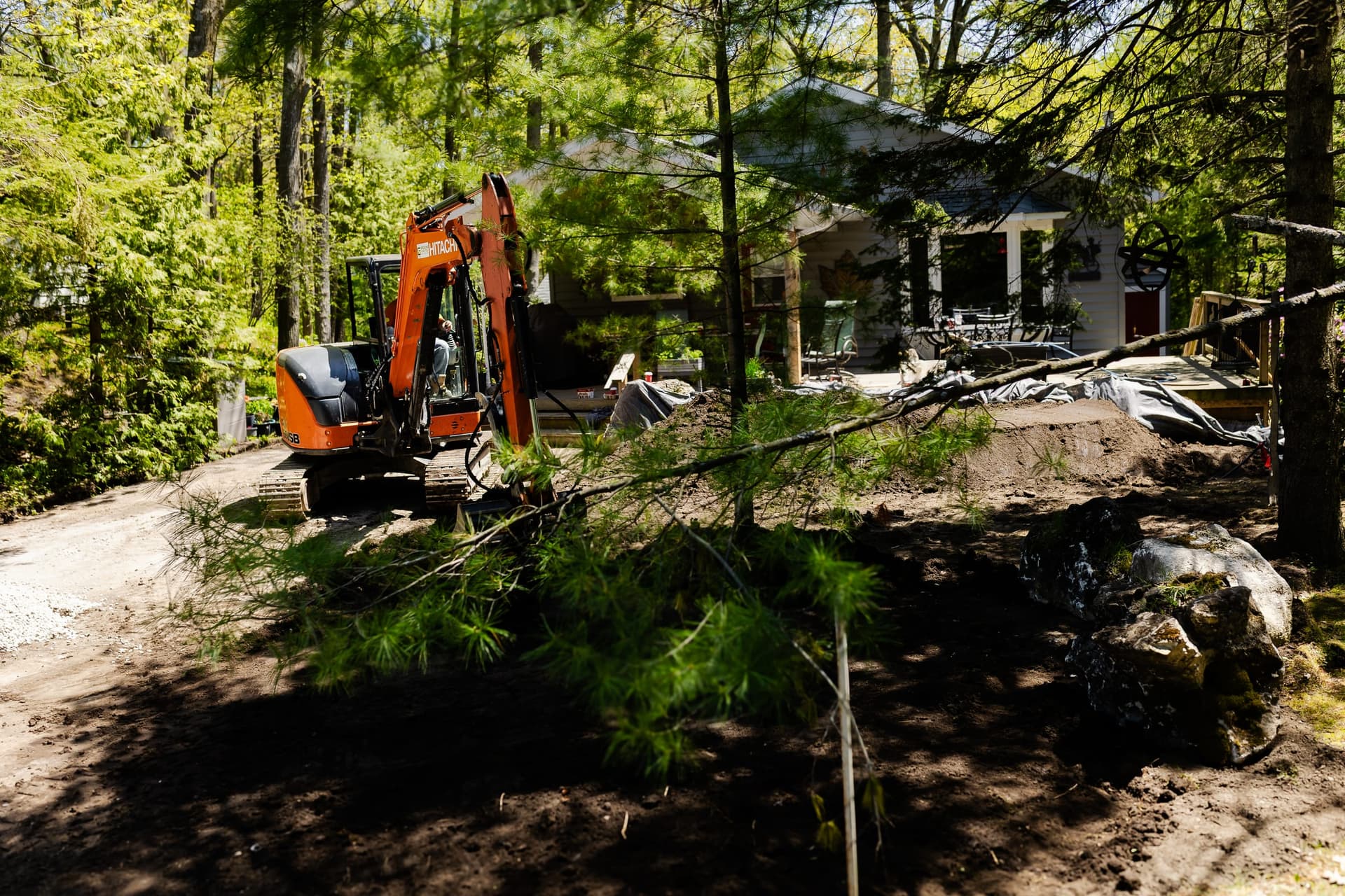 Stuart Thomas Construction — landscaping project in South Georgian Bay — Stc 253