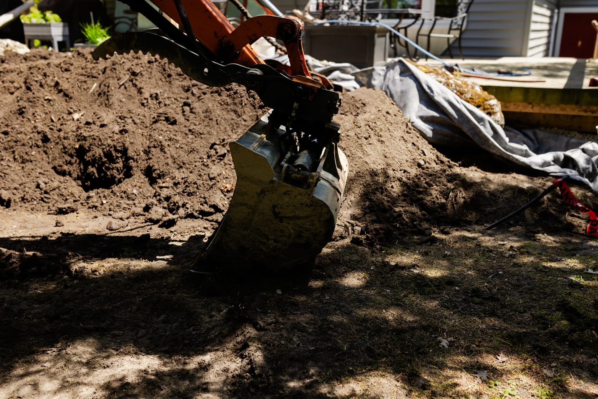 Stuart Thomas Construction — waterfront stone work in South Georgian Bay — Stc 303