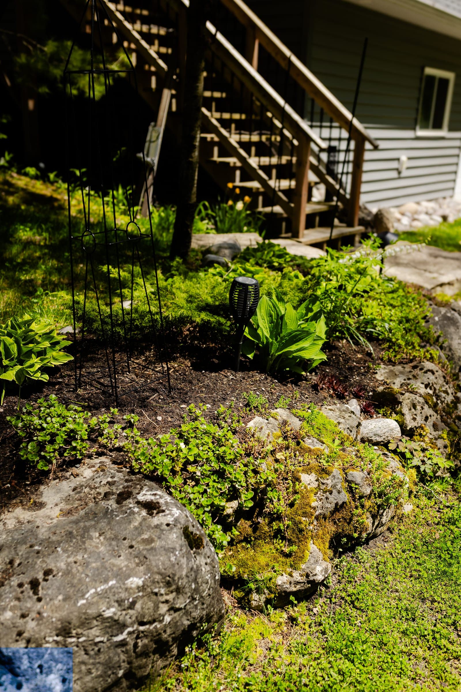 Stuart Thomas Construction — armour stone and retaining wall project in South Georgian Bay — Stc 330